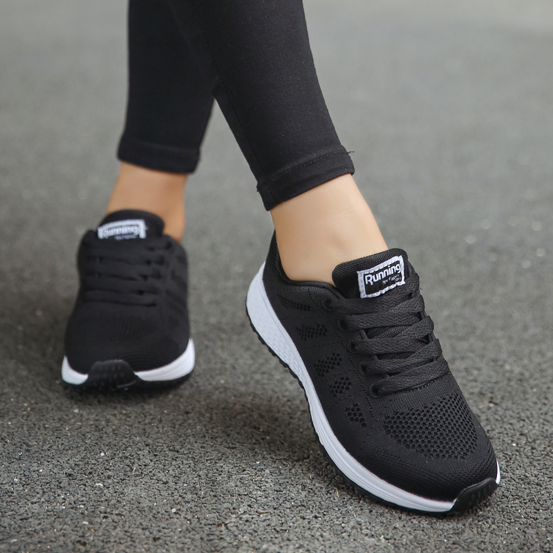 Outdoor Sport Court - 2023 屋外夏スニーカー女性ウォーキングジョギングトレーナー黒スポーツシューズ女性エアクッションランニングシューズ女性のための