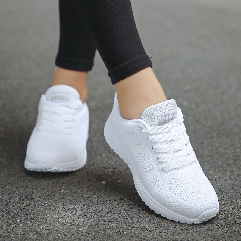 2023 屋外夏スニーカー女性ウォーキングジョギングトレーナ - Outdoor Sport Court のレビューと価格